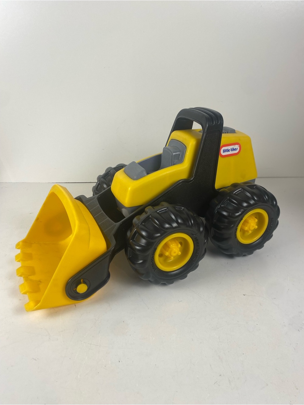 Little Tikes Yellow Construction Front Loader With Scoop 8”x15”